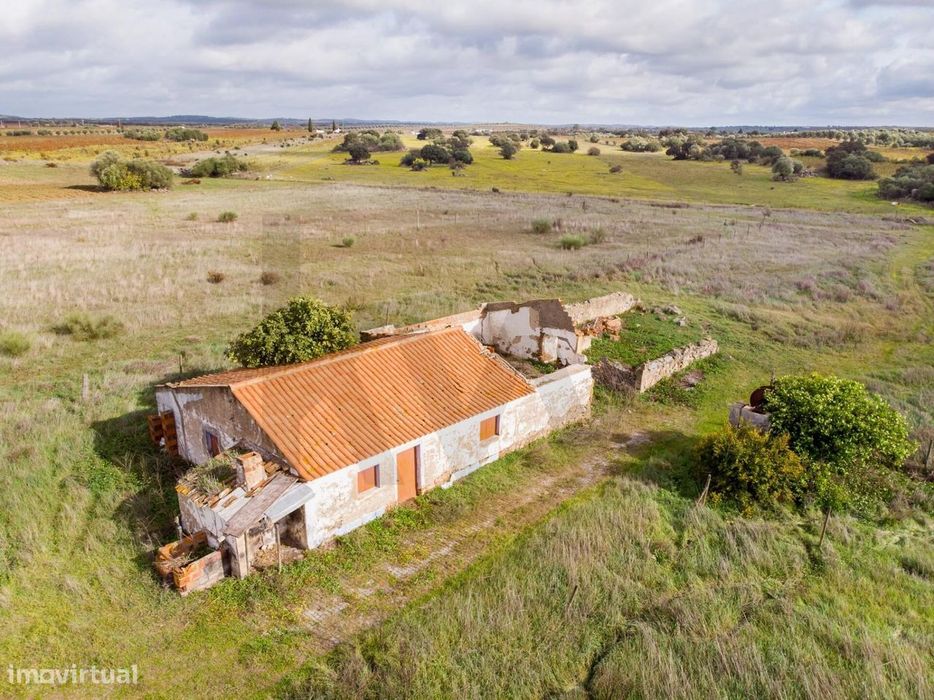 Monte Alentejano em Reguengos de Monsaraz: O Seu Refúgio de Tranquilid
