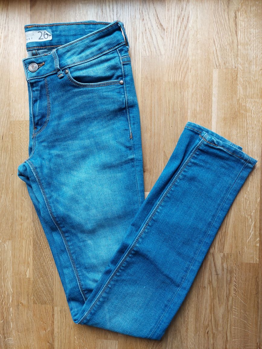 Spodnie jeansy s 26 rurki