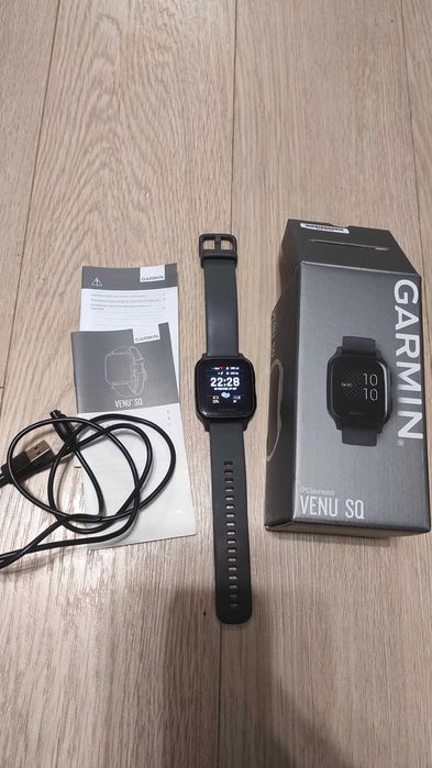 Годинник Garmin Venu SQ