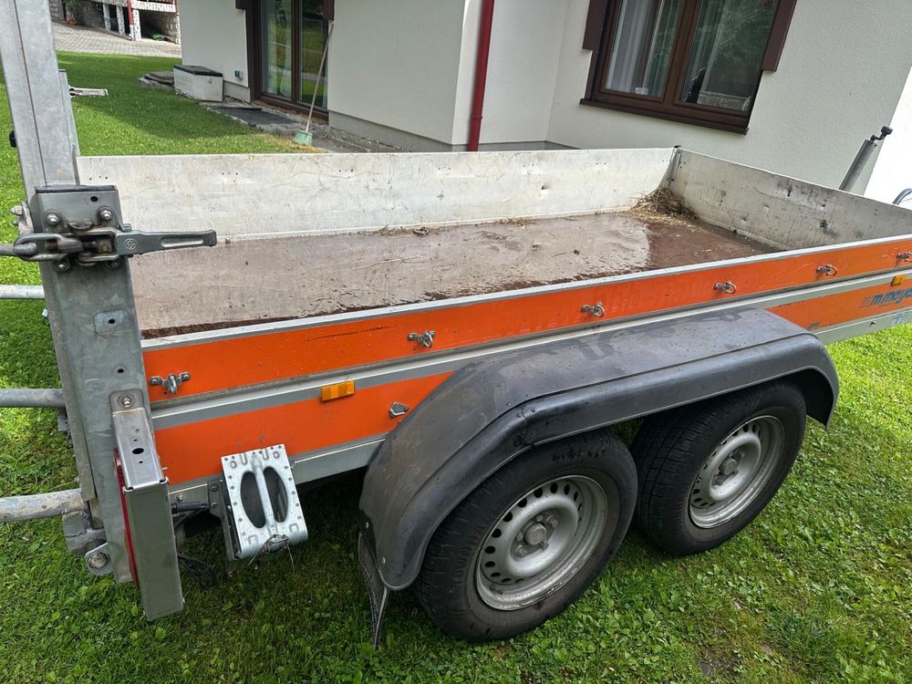 Przyczepka samochodowa Meyer do przewozu koparki . Mocna