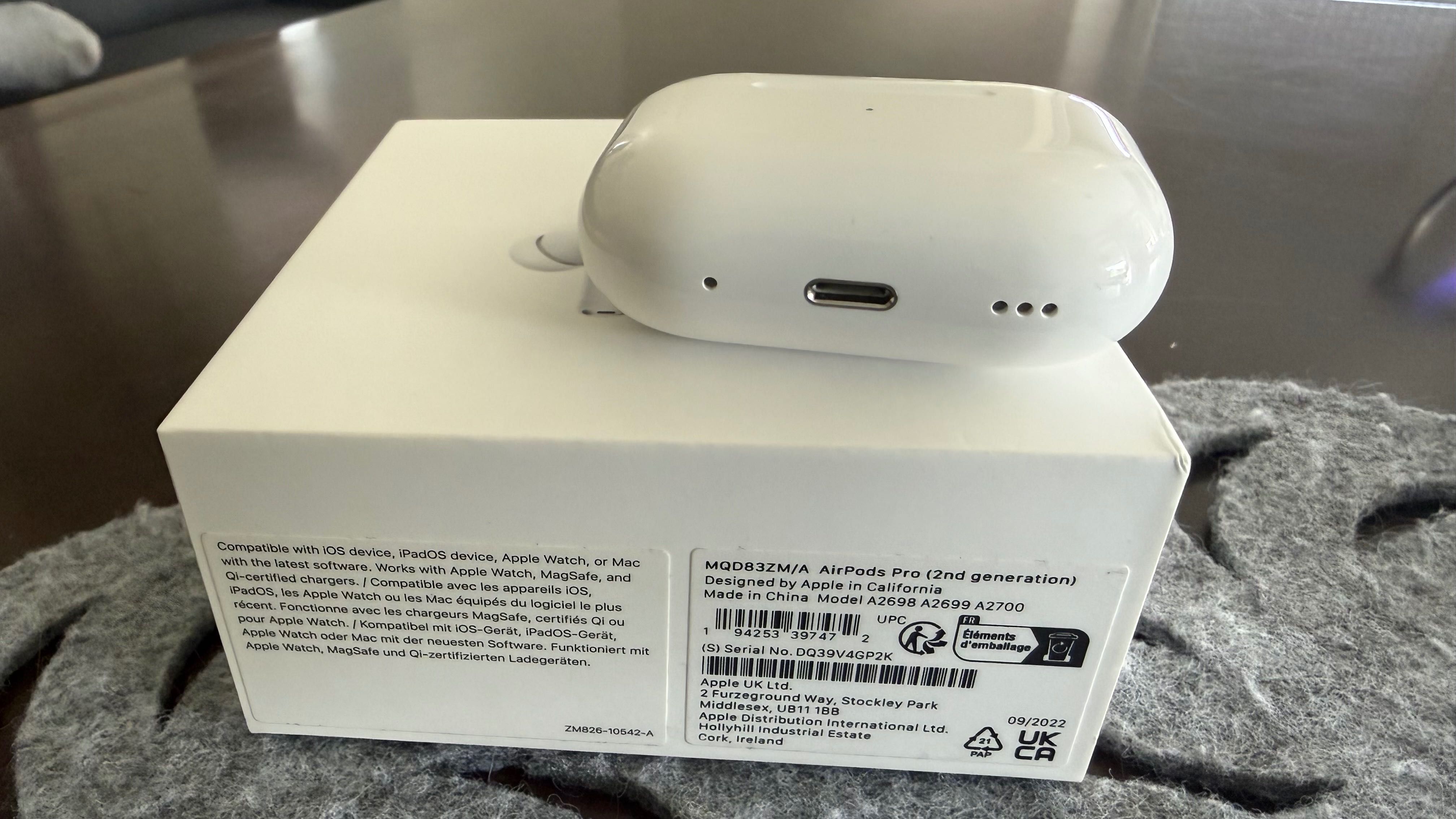 AirPods Pro 2 Apple