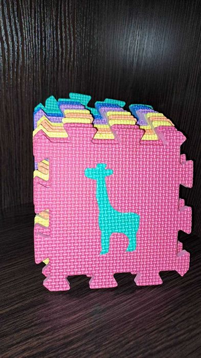 Мякий дитячий коврик