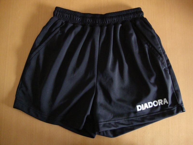 Calções futebol Diadora novos!