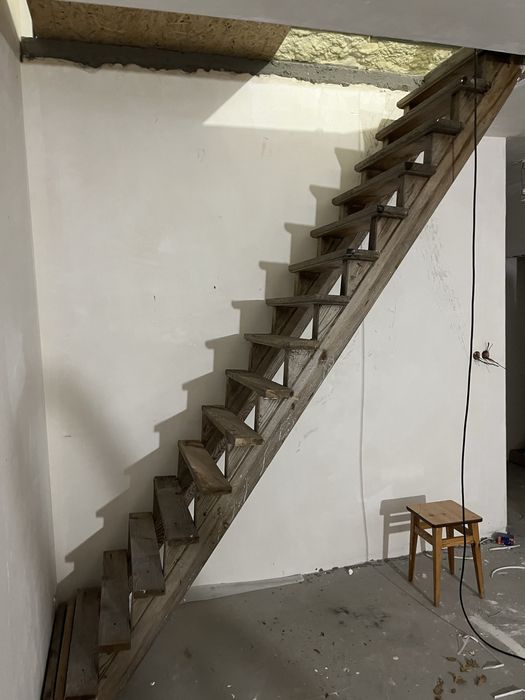 Schody tymaczsowe - grube drewno