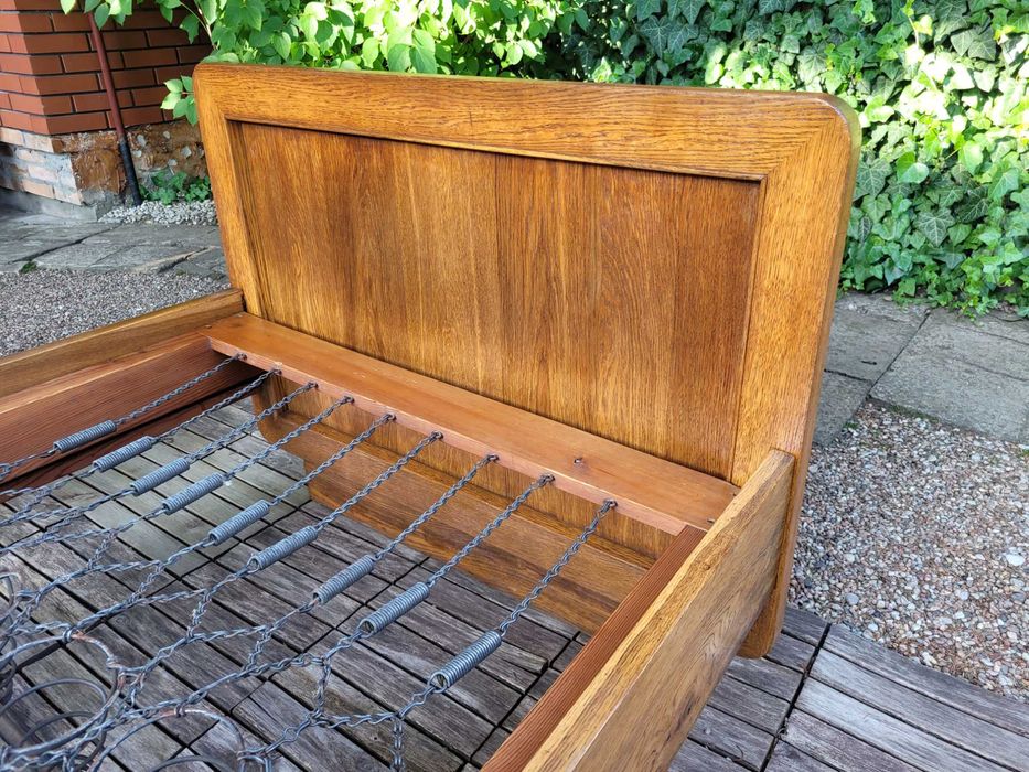 Stare przedwojenne Łóżko z 1935 roku