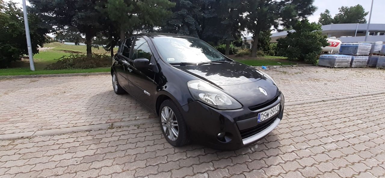 Renault Clio III lift 2009r klimatronik alu16 5 drzwi