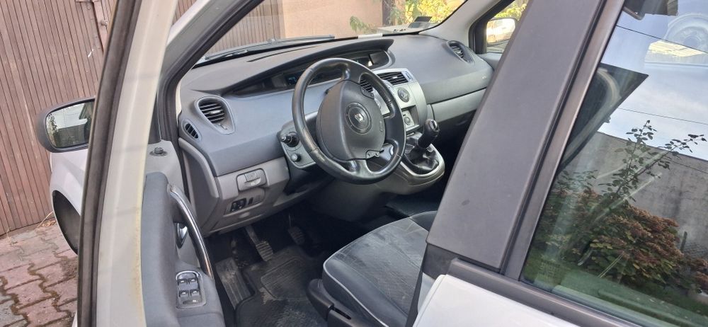 Renault Scenic 2 1.6 16v 2003r