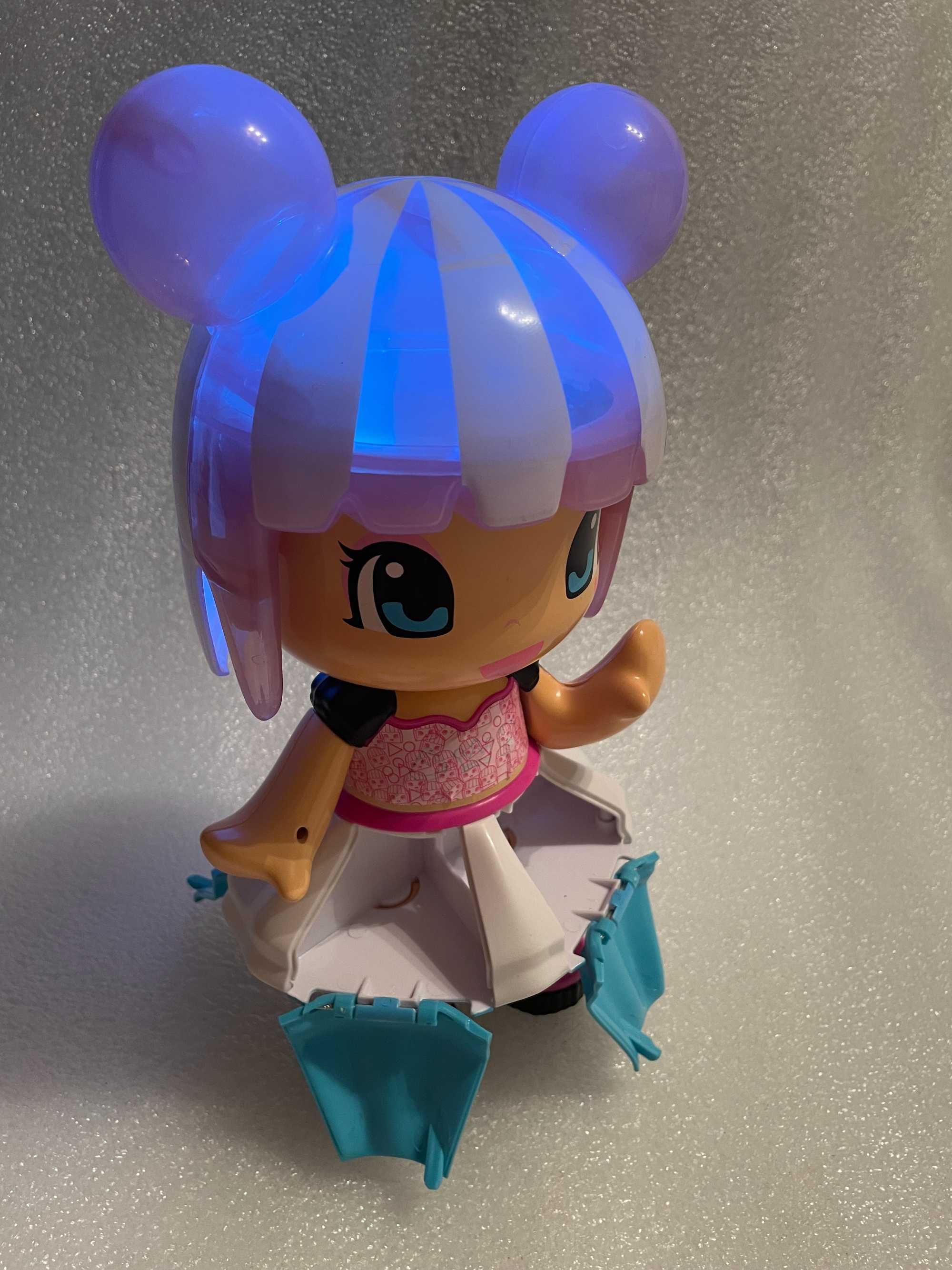 Pinypon Lampka Nocna w kształcie Lalki 30 cm, z sekretnymi schowkami