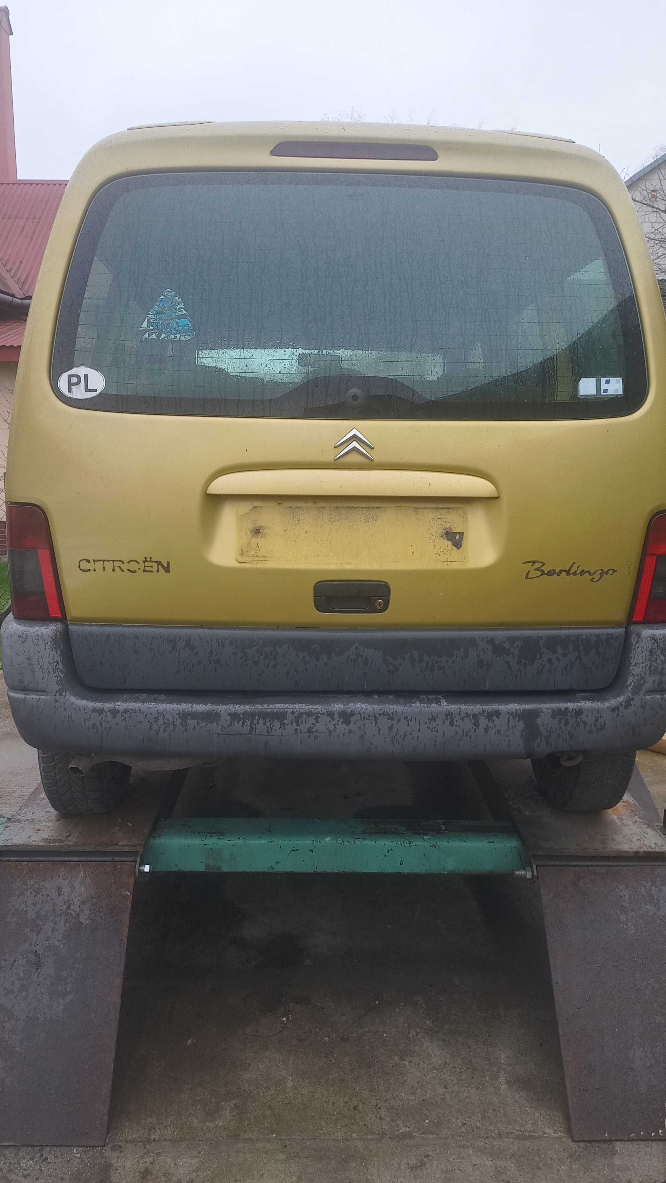 Citroen Berlingo Peugeot partner 1,9D  części