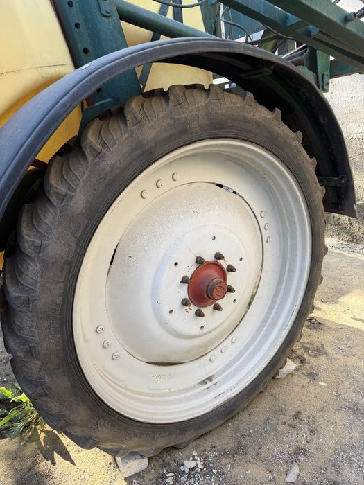 Оприскувач причепний