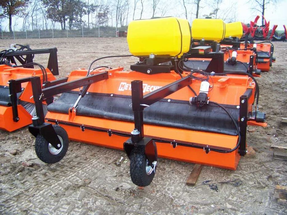 Pług śnieżny komunalny Zamiatarka Rębak Piaskarko Solarka RATY Dostawa