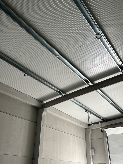 Arrenda-se armazem 250 com painel sandwich