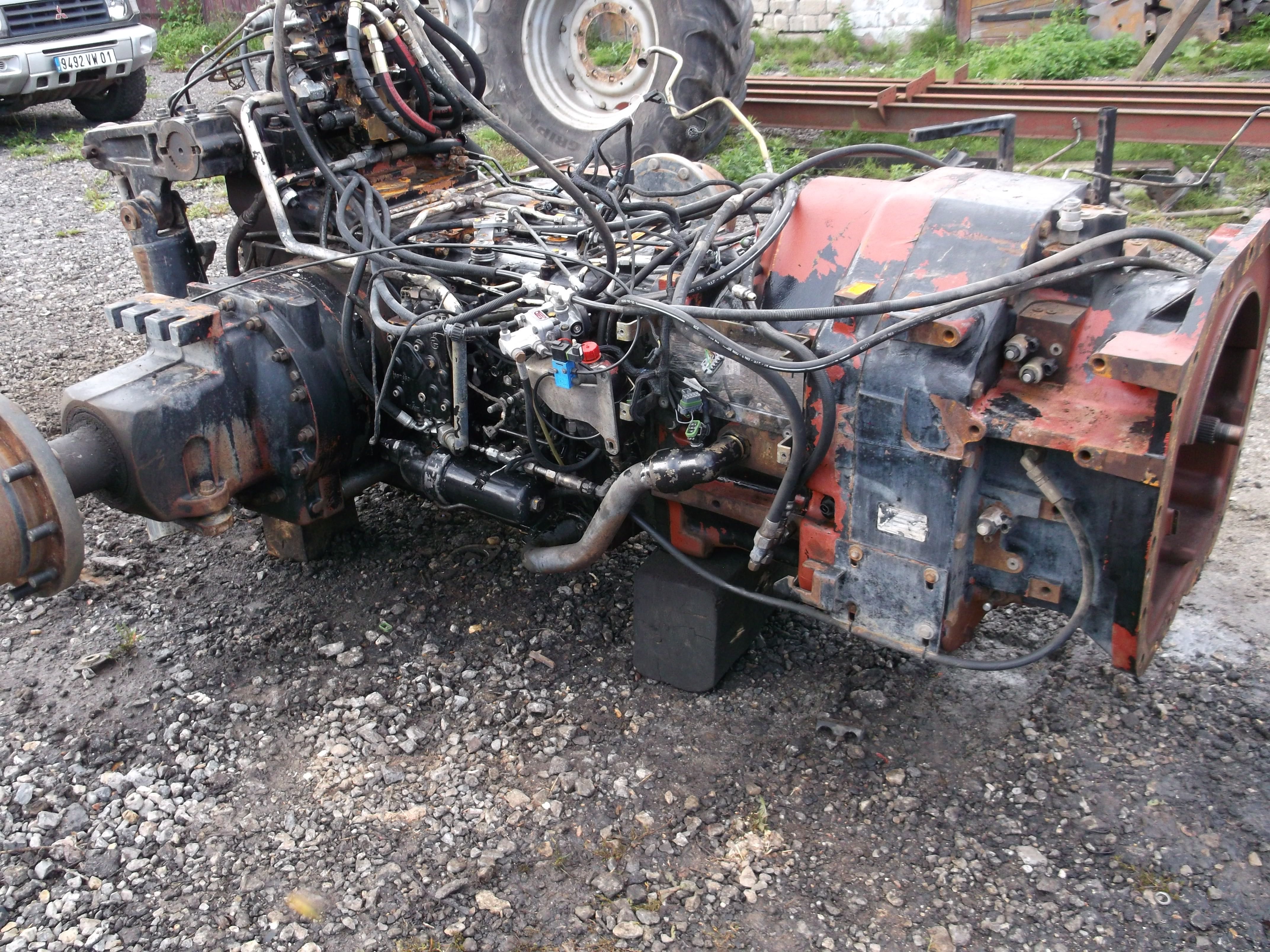 Massey Ferguson 8220,8240,8260 --skrzynia,kosz,wałek,obudowa,rewers--