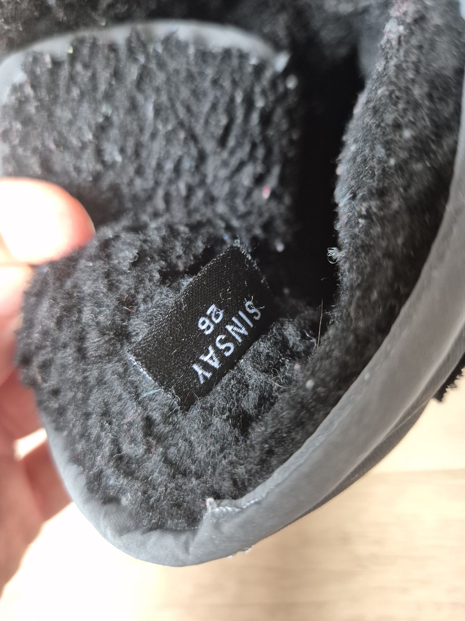 Czarne śniegowce buty zimowe Sinsay 26 używane