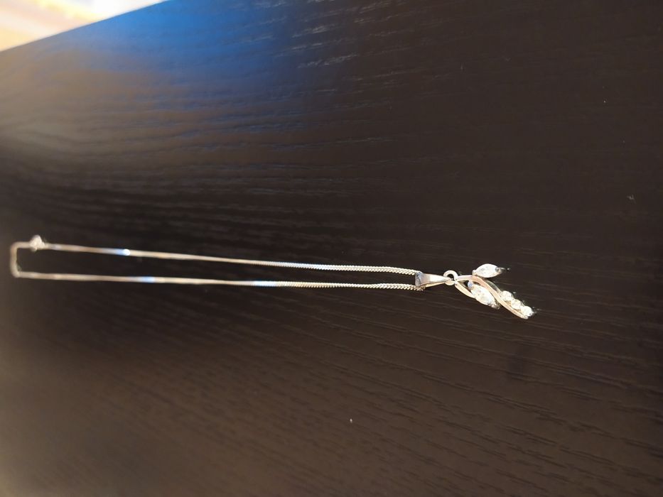 Naszyjnik srebrny z zawieszką