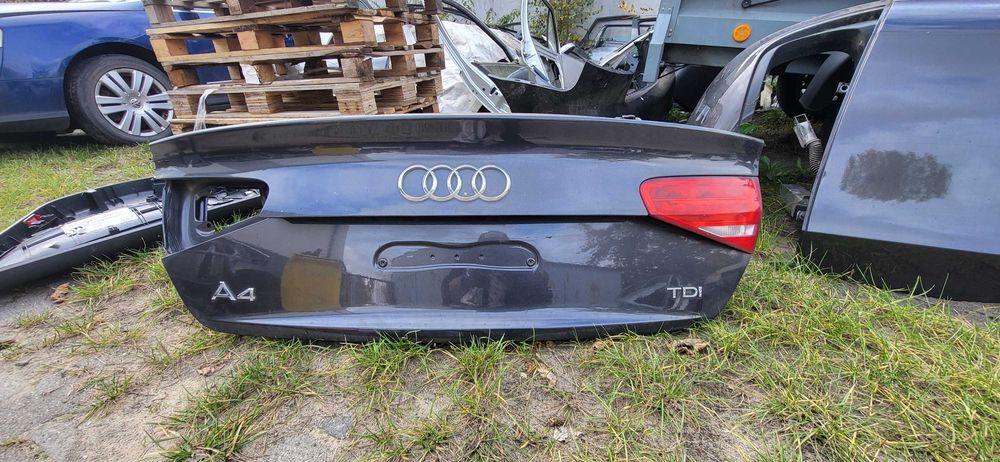 klapa audi a4 b8 lz7l sedan