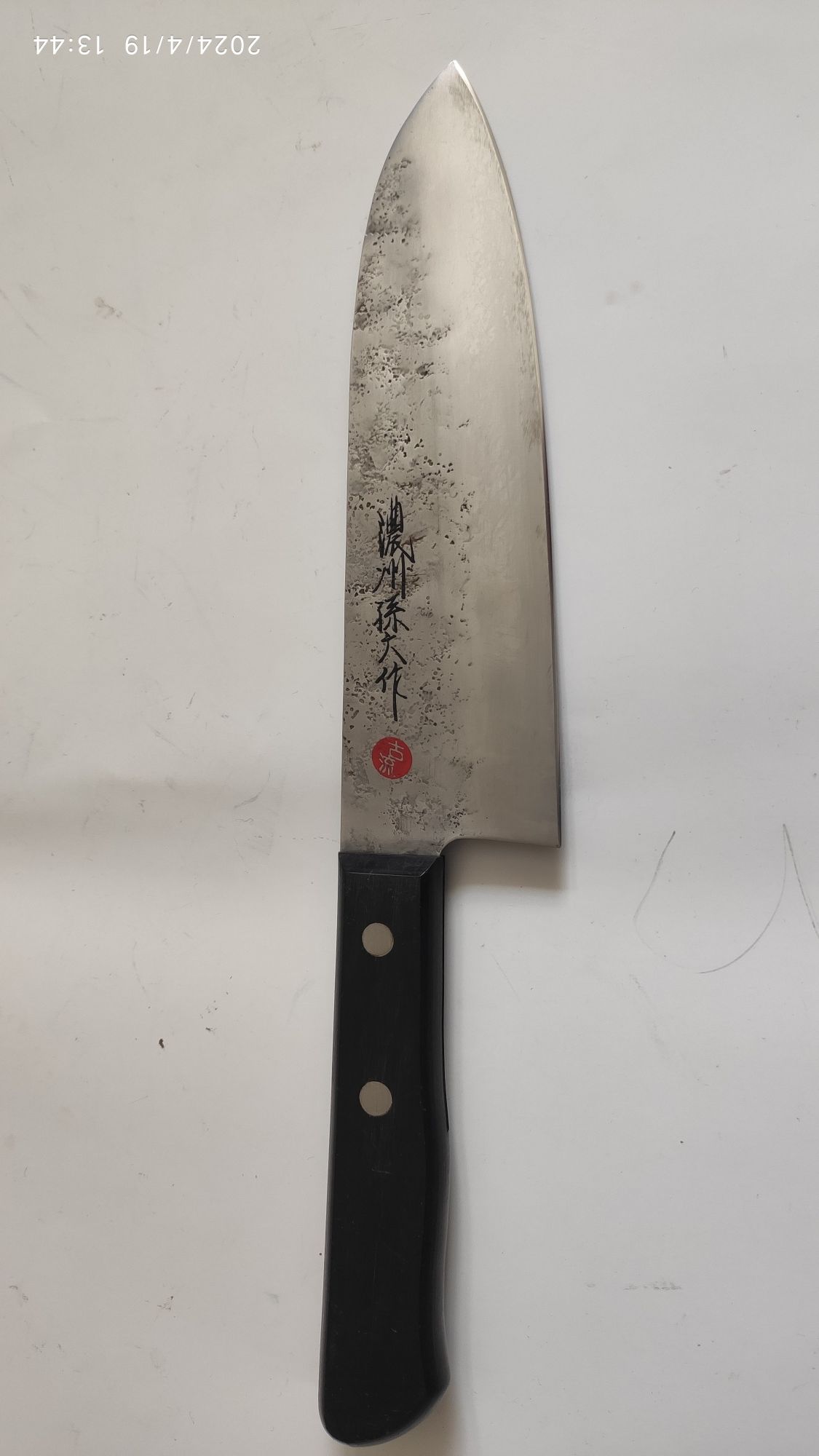 Japoński nóż używany  Santoku Noshu Magorokusak