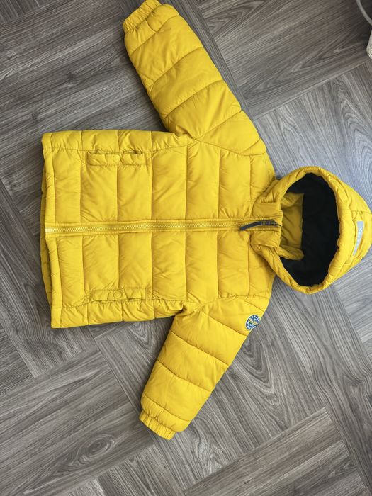 Тепла куртка H&M холодна осінь 3-4 р 104/110, куртка DKNY 4 р