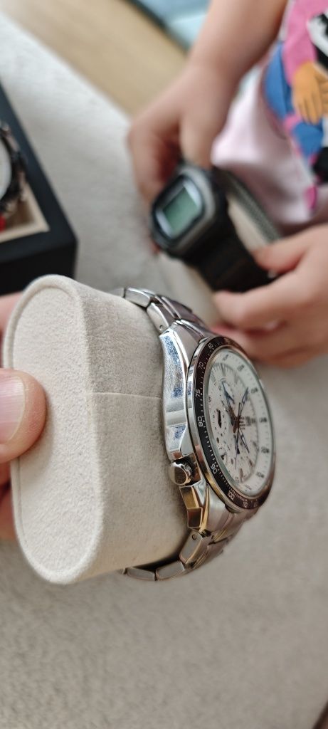 Zegarek Casio Edifice EF-545D-7AVEF