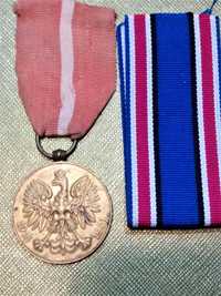 medal polska swemu obrońcy  wersja jasna
