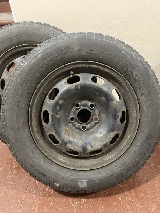 ЗИМОВІ шини 195/65R15 з дисками Skoda Roomster Fabia