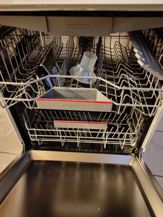 Máquina de Lavar Loiça BOSCH SMS4ECW28E Serie 4