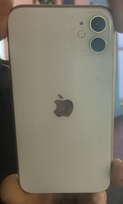 Продам айфон 11 64гб 80%