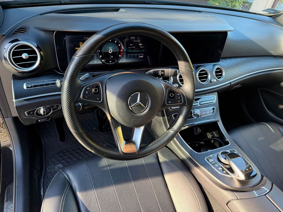 Mercedes e300 4 Matic