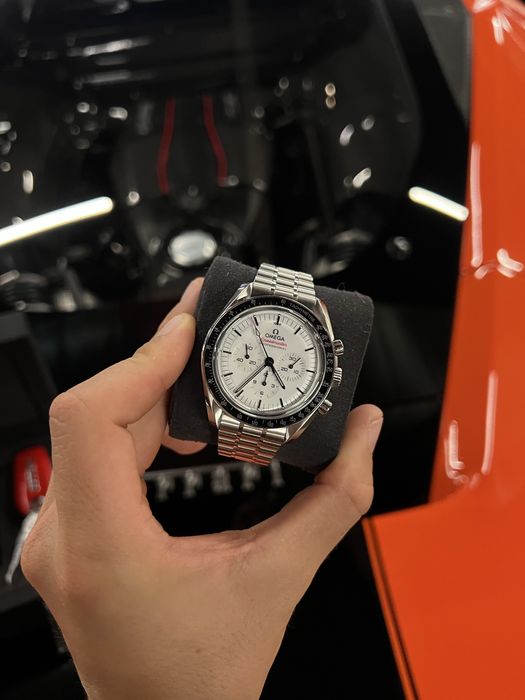 Omega Speedmaster Moonwatch Professional “White Dial”