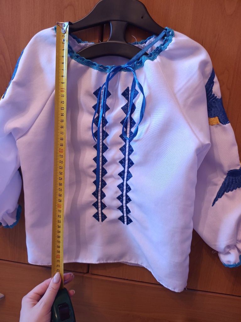 Продам костюм (спідничка та вишиванка)