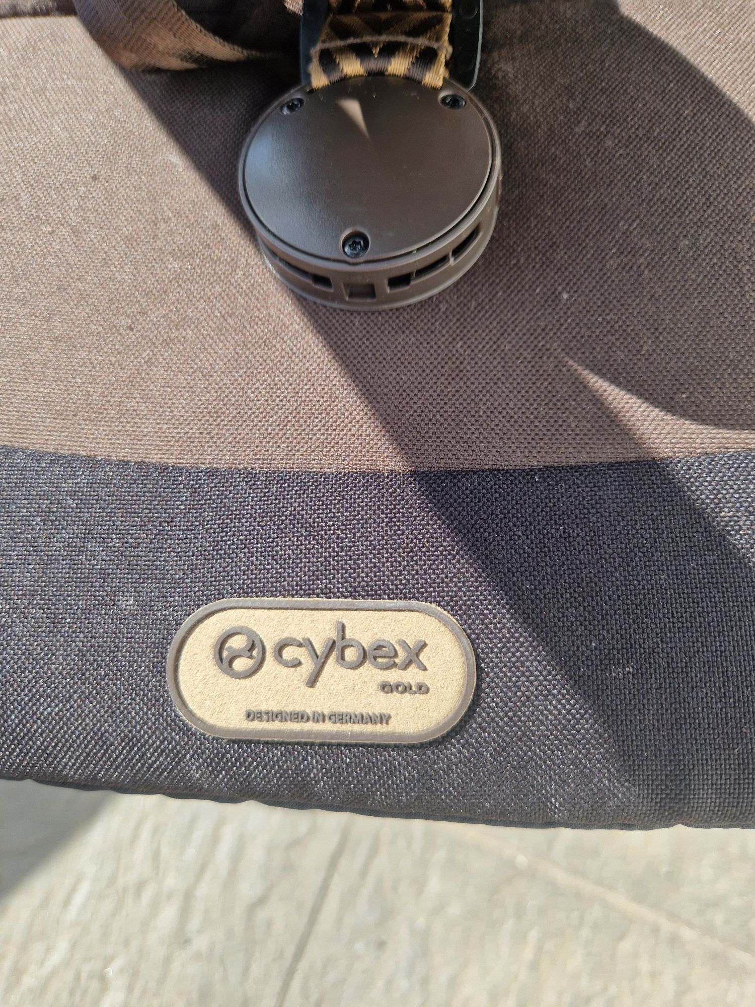 Cybex Balios S Lux • chocolate brown • quase novo

Descrição:
Ven
