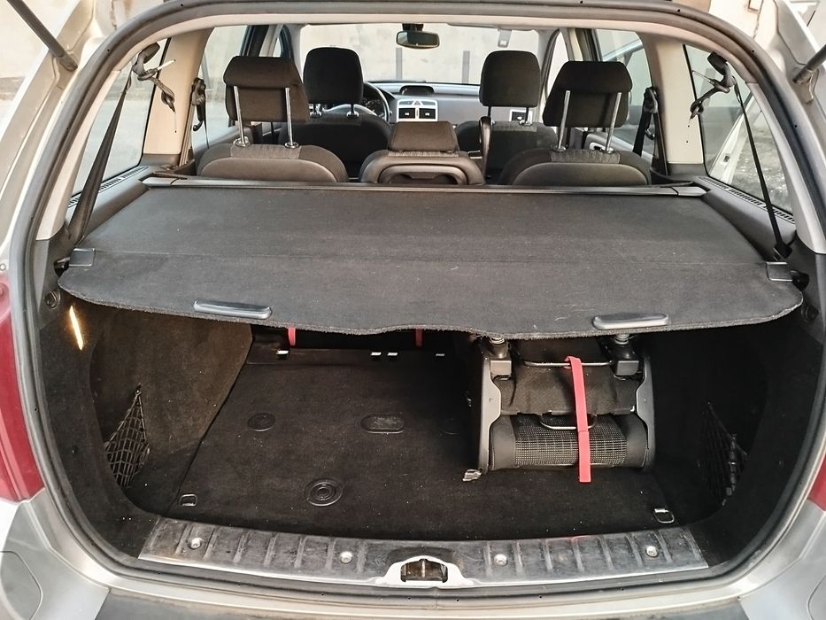 Peugeot 307 SW 1.6HDI Versão de 7LUGARES/2006/Bom estado geral