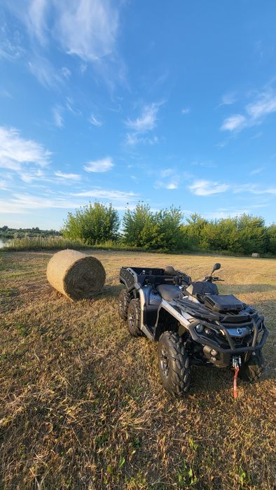 Can am autlander 6x6
