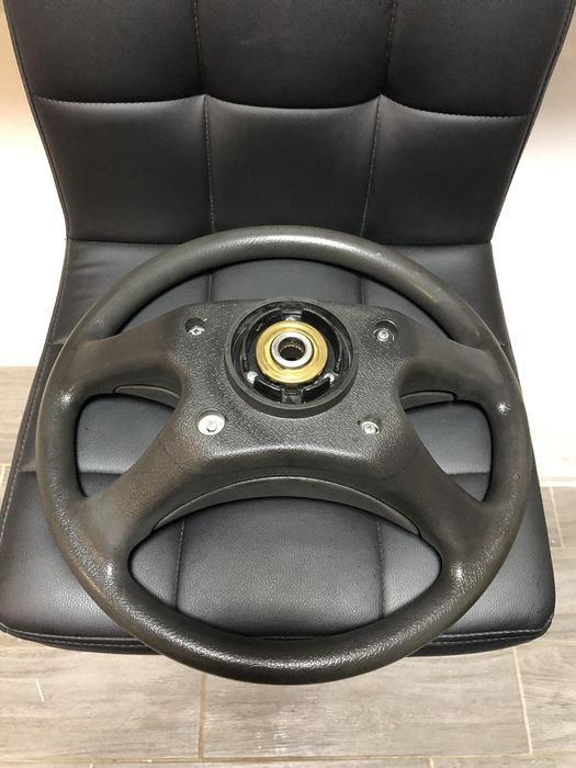 Руль ваз 2101,2102,2103,2104,2105,2106,2107,2121,21213,Нива оригінал