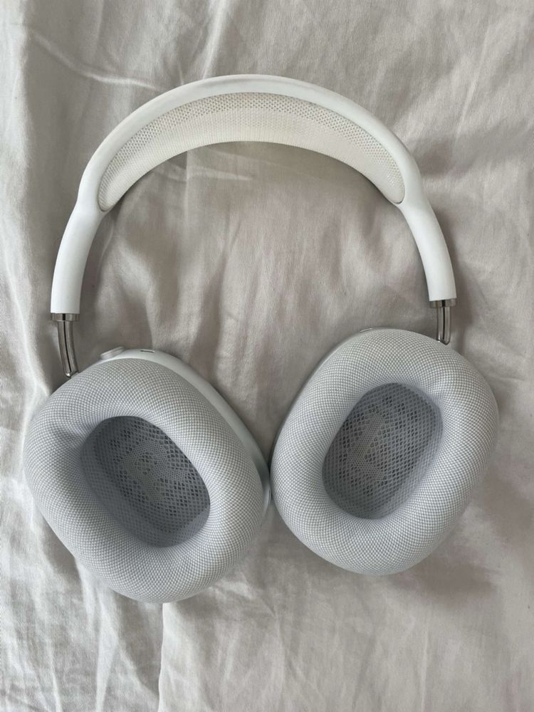 Air pods Max srebrne