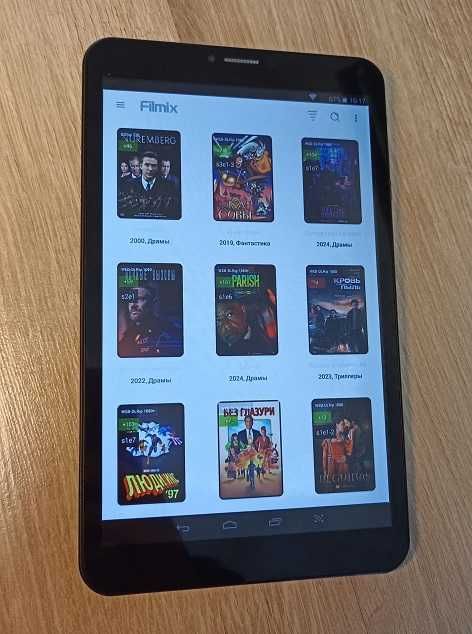 Планшет телефон на 2 сим карты Asus Tab A8 HD 3G Как новый