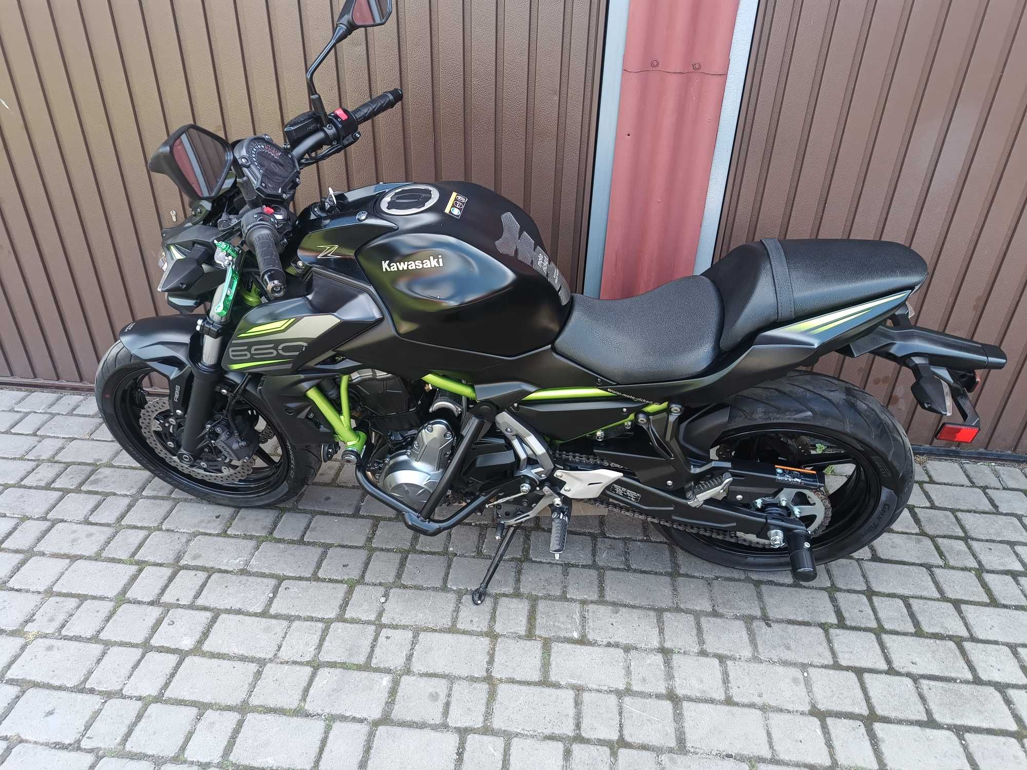 Ładne Kawasaki Z650 z Niemiec 35kW na kat A2 MOTOCYKLE ŻURAWICE