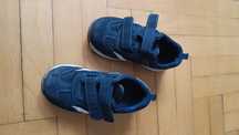 Adidasy Primark dla chłopca rozmiar 27
