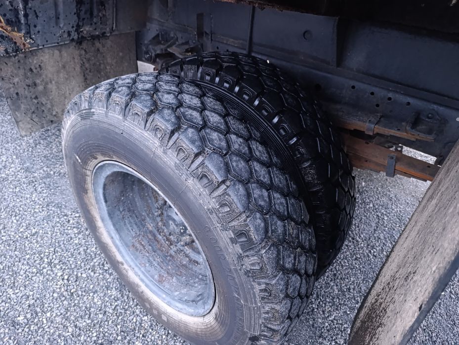 Продам ЗІЛ 4331 бортовий