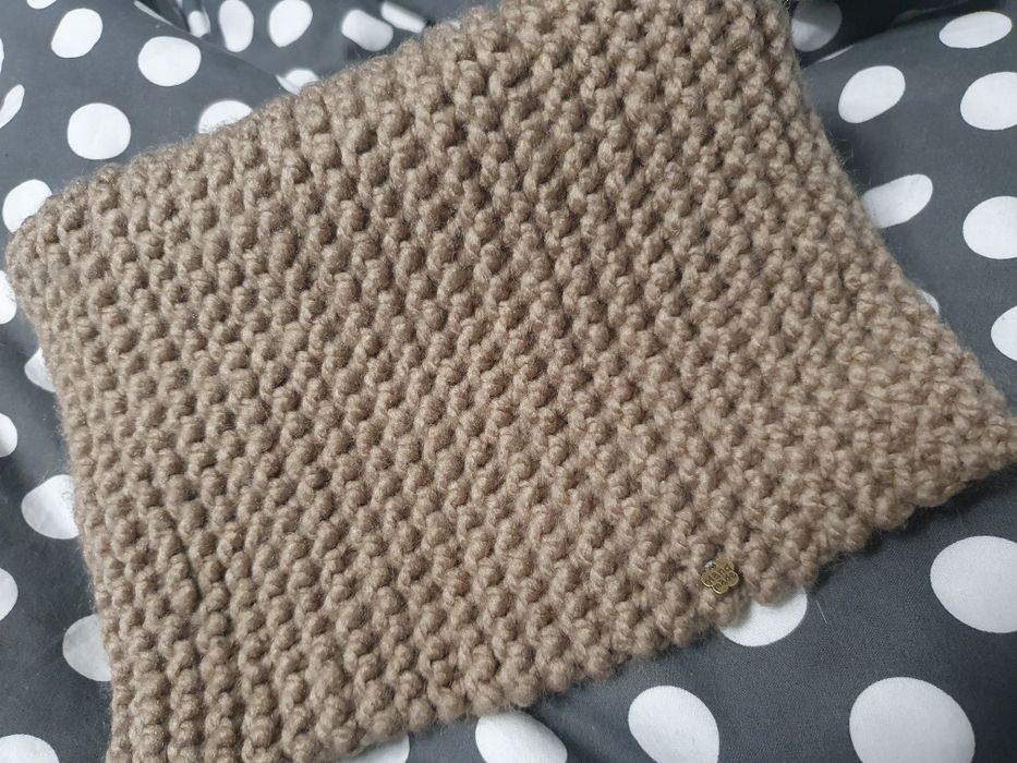 Miękki ciepły zimowy komin otulacz handmade beżowy gruby