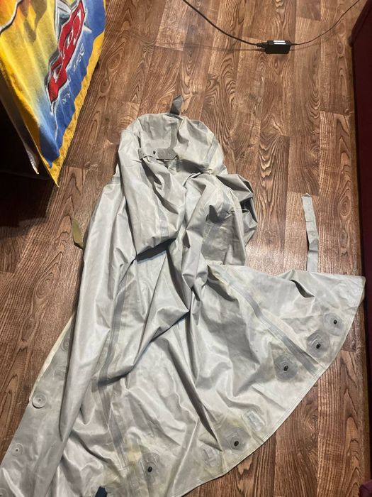 Плащ ОЗК в хорошем состоянии