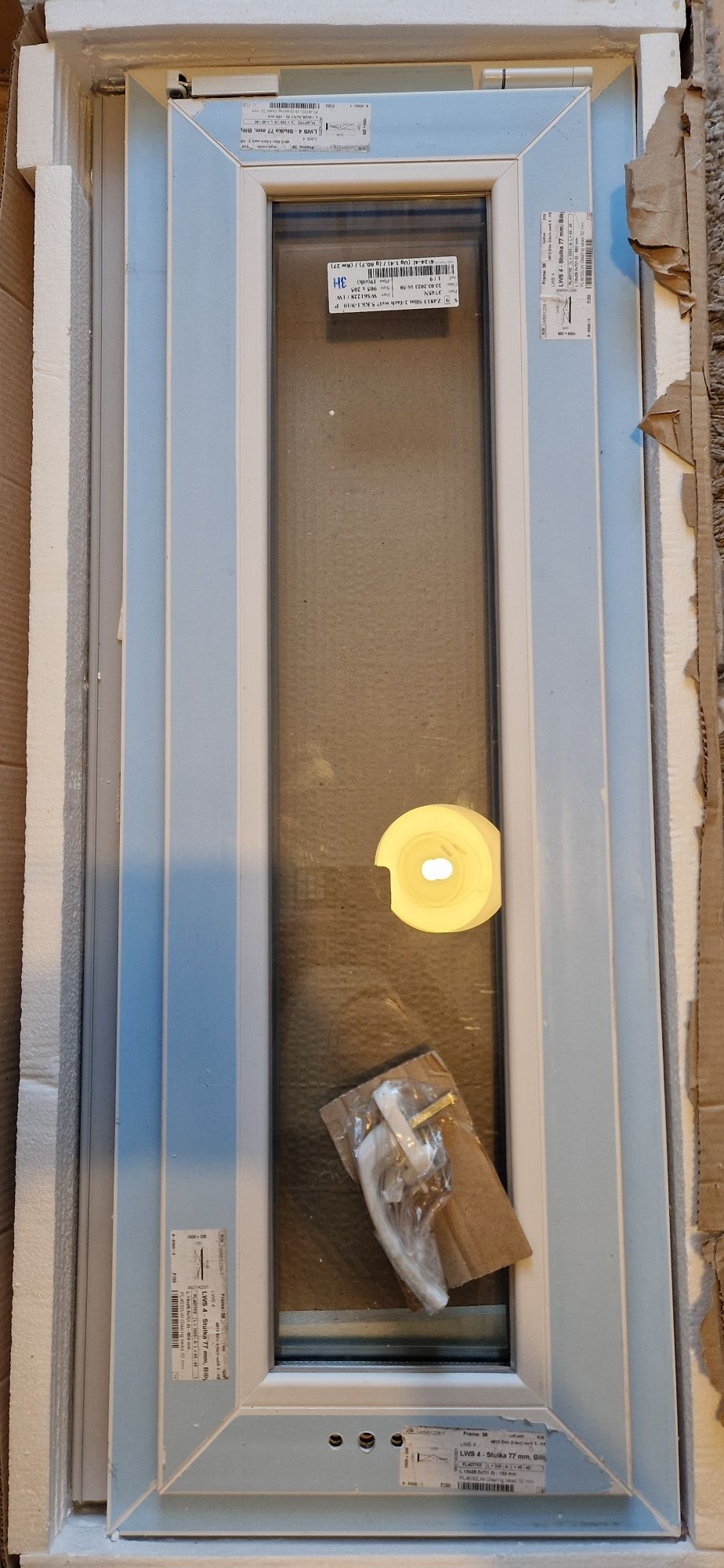 Okno 110x40 nowe