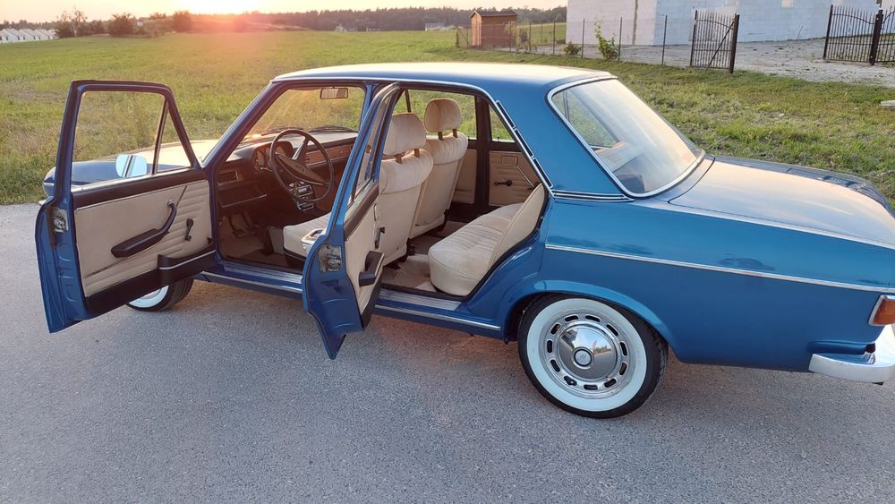 Klasyk do ślubu Audi 100 C1 1973 rok, Wrocław, wolne  terminy.