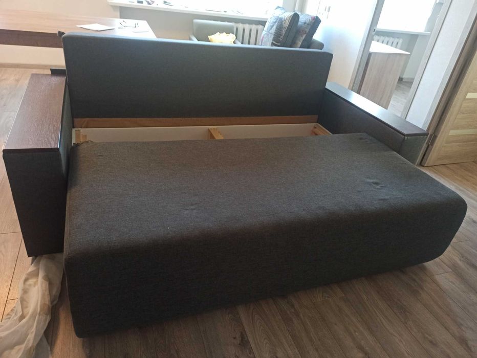 ліжко полуторне 125см*210см з ортопедичним матрацем (2023р) стол диван