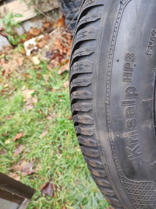 Opony zimowe 18"225"55