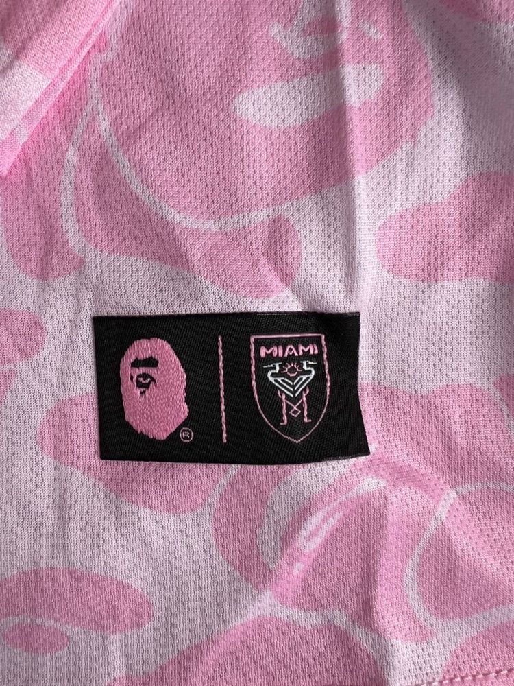 Bape long pink.