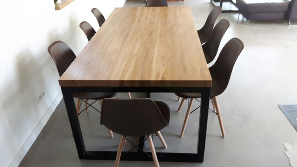 Stół do jadalni typu LOFT