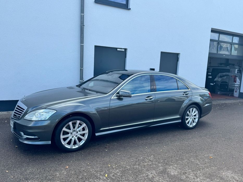 Продам Mercedes-Benz W221 S550