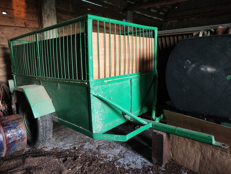 Przyczepka do ciągnika jednoosiowa