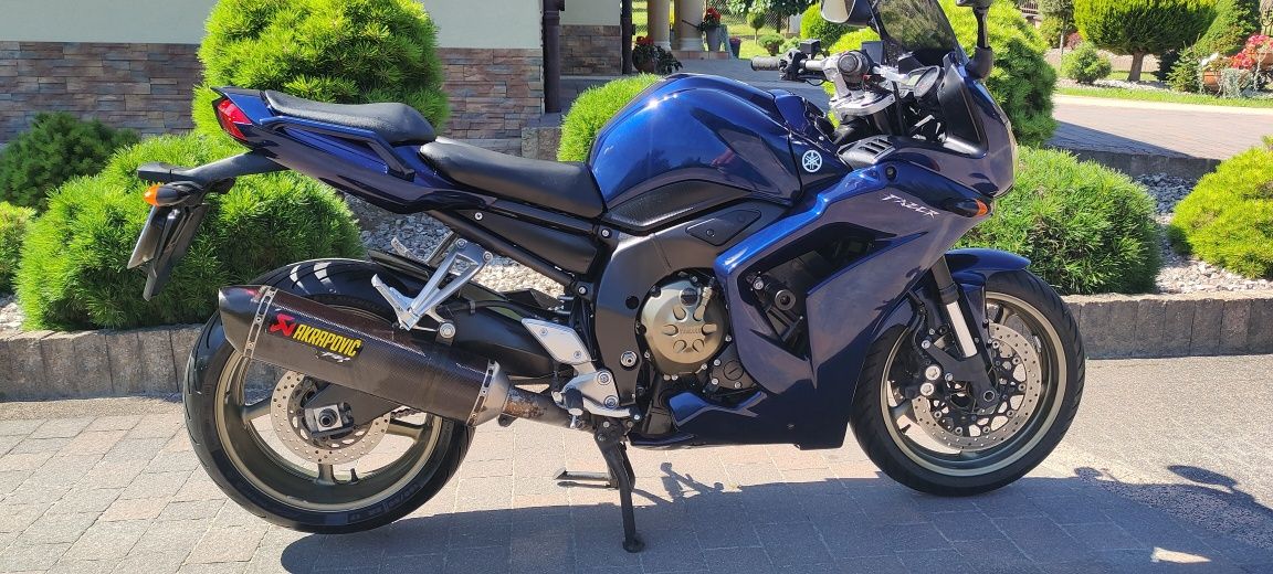 Yamaha Fazer 1000 fz1 transport